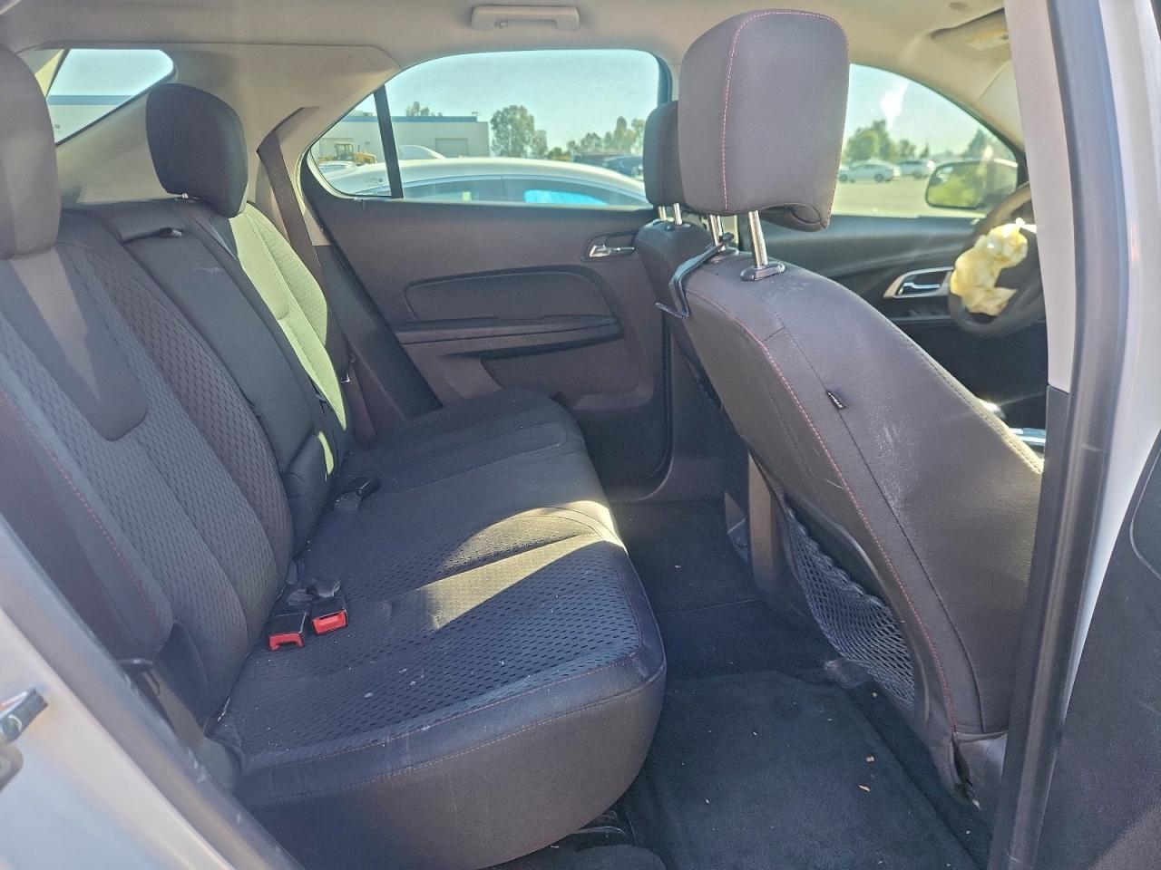 Chevrolet Equinox Ls Image 8