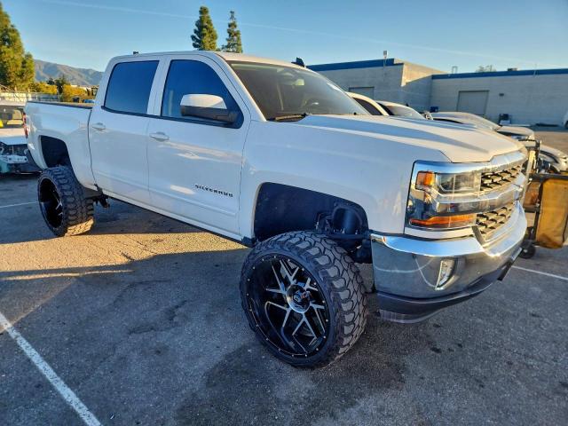 Chevrolet Silverado C1500 Lt Image 3