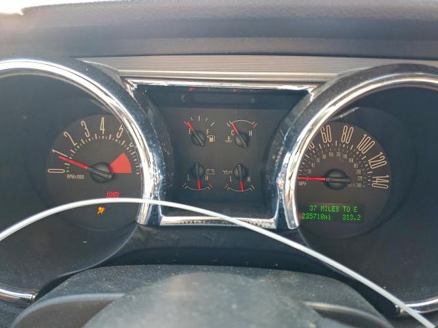 Ford Mustang Gt Image 4