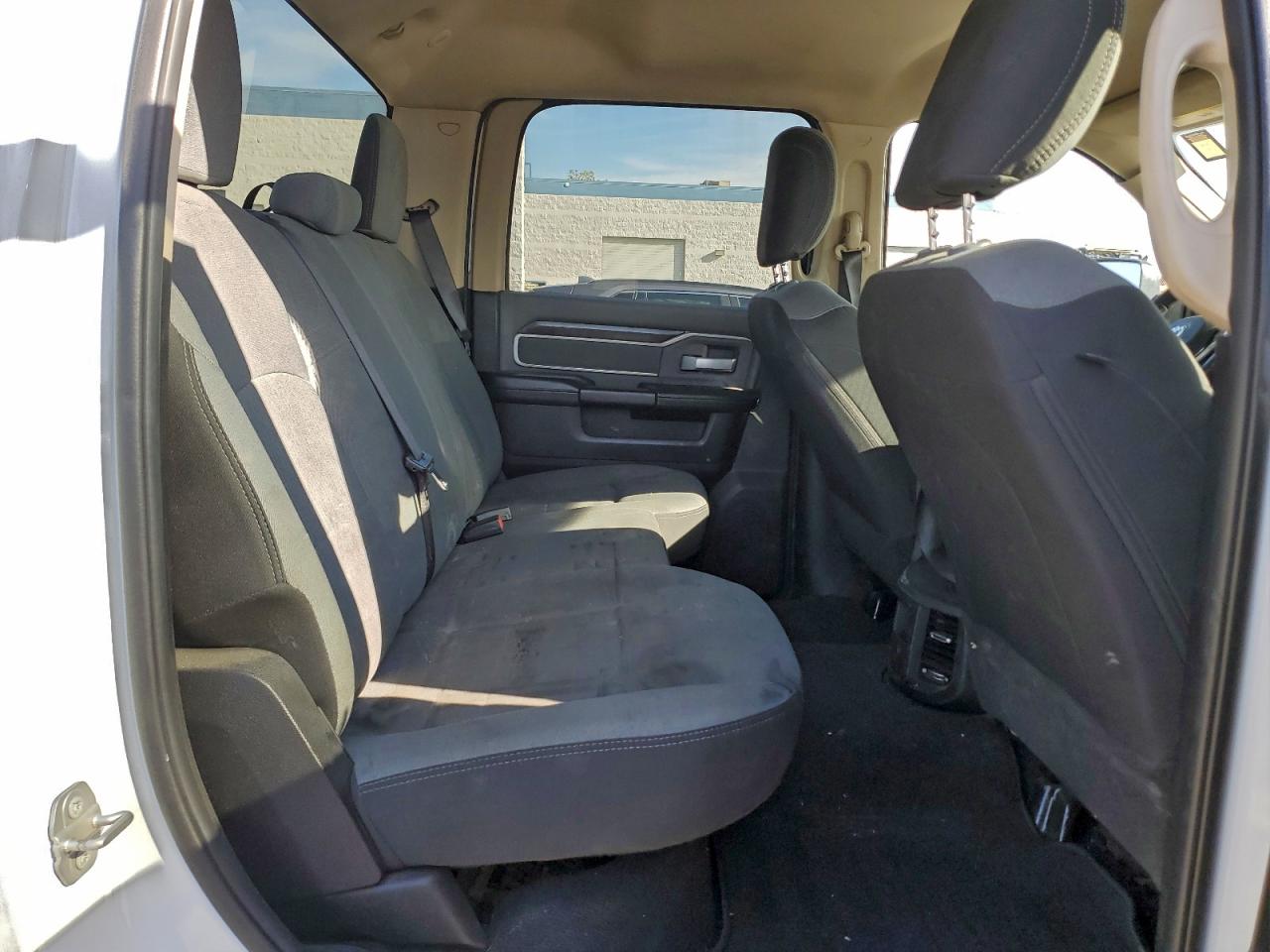 Ram 2500 Big Horn Image 10