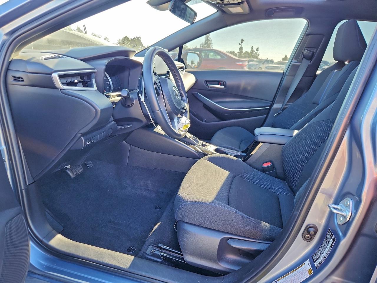 Toyota Corolla Se Image 4