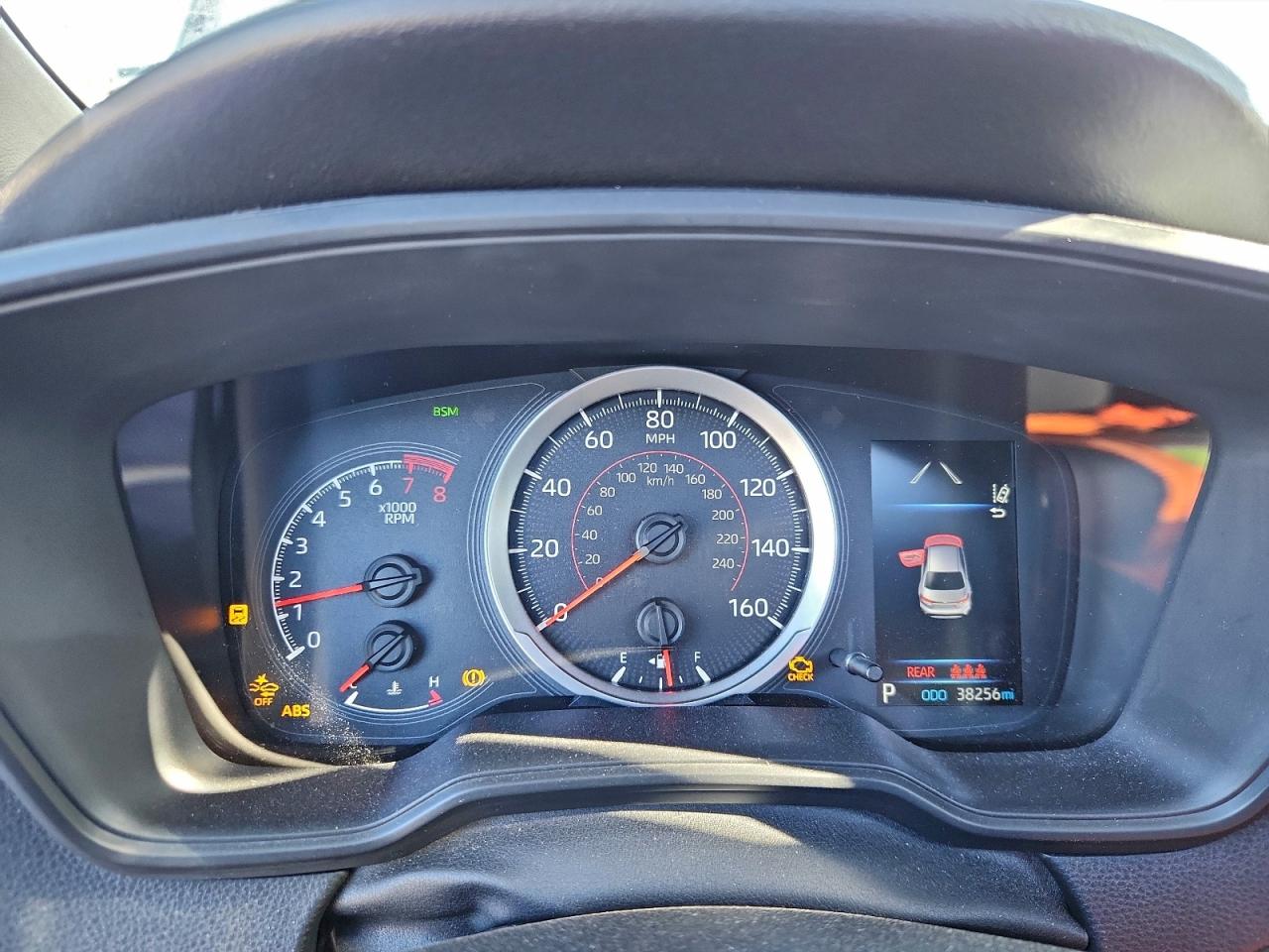 Toyota Corolla Se Image 7