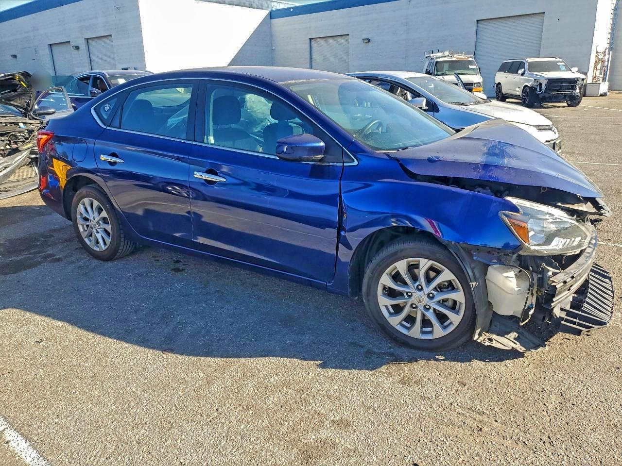 Nissan Sentra S Image 2