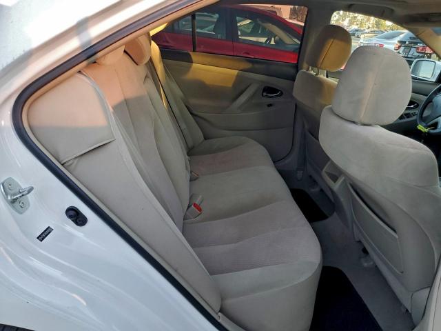 Toyota Camry Se Image 3