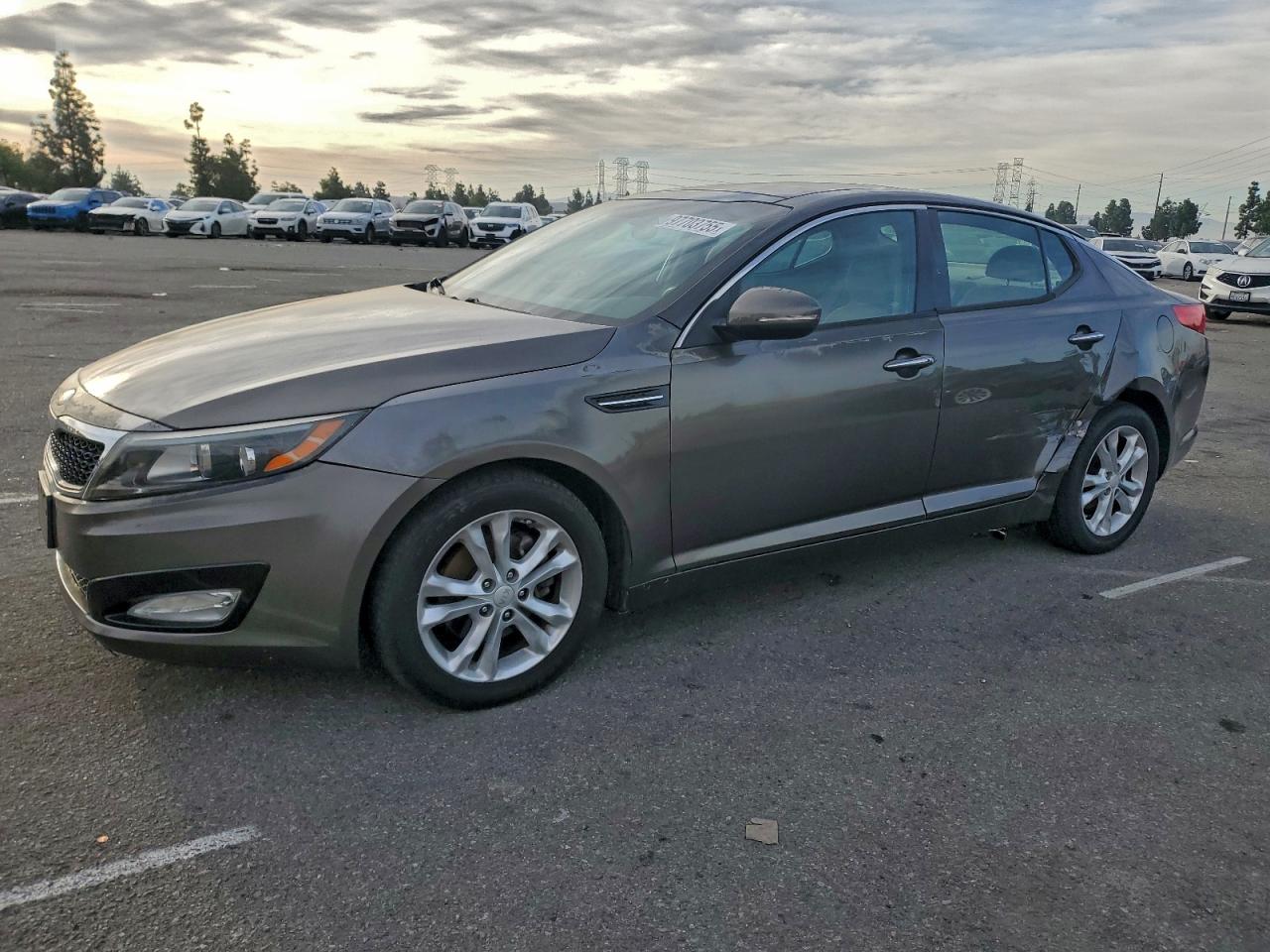 Kia Optima Ex Image 1