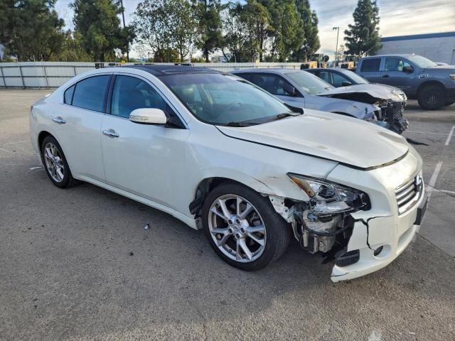 Nissan Maxima S Image 11