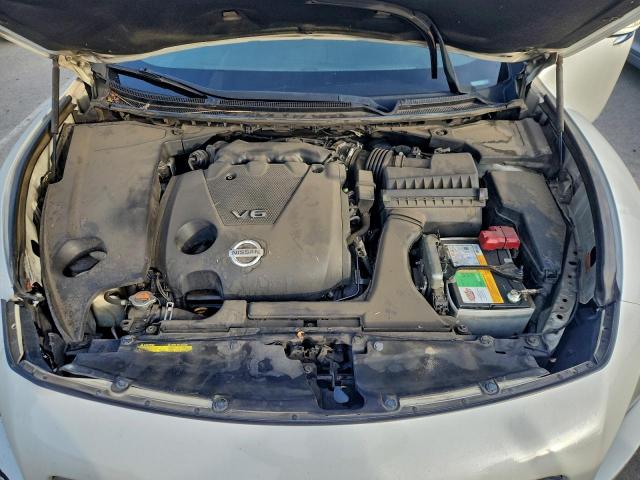 Nissan Maxima S Image 3