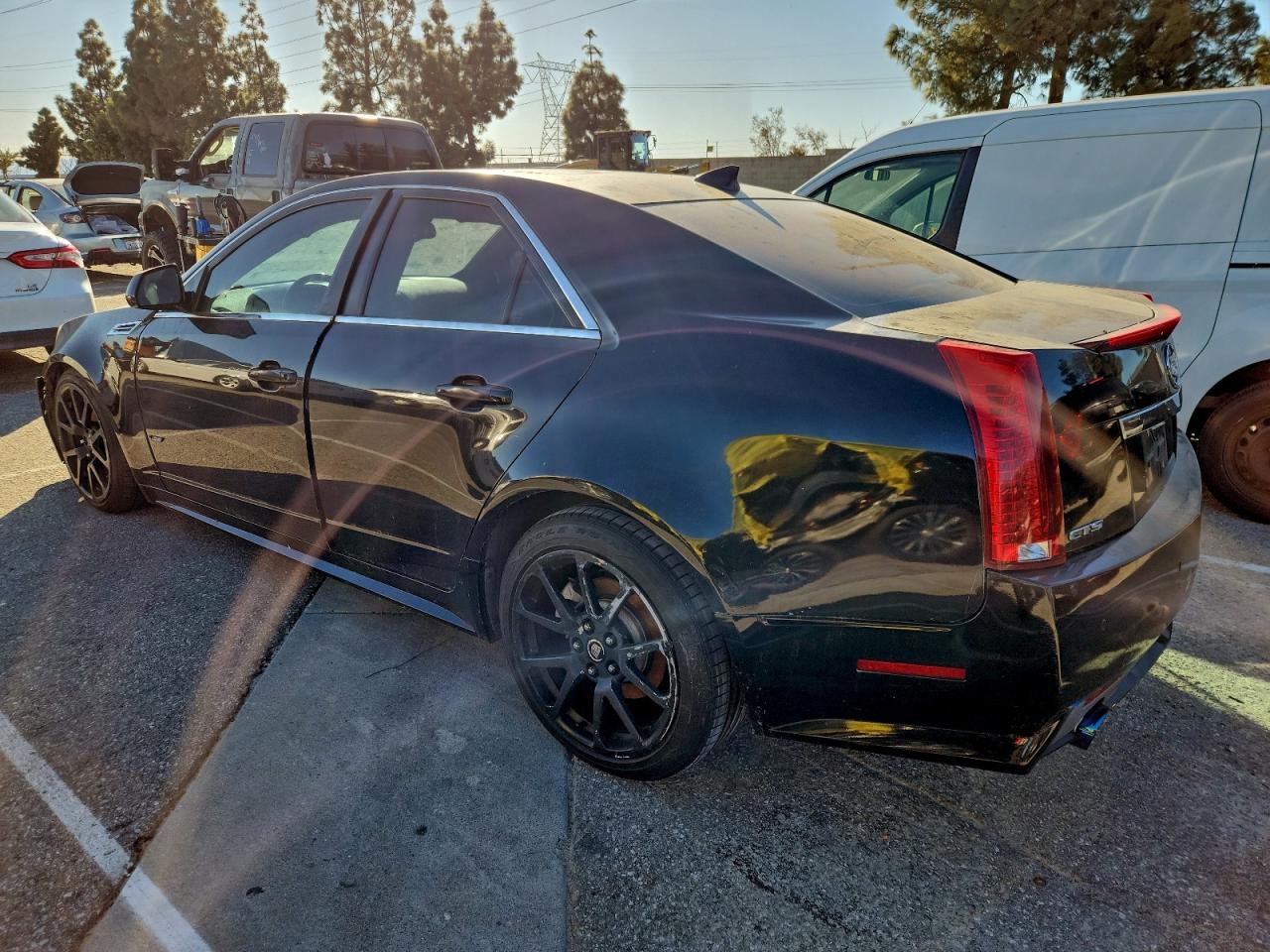 Cadillac CTS Premium Collection Image 4