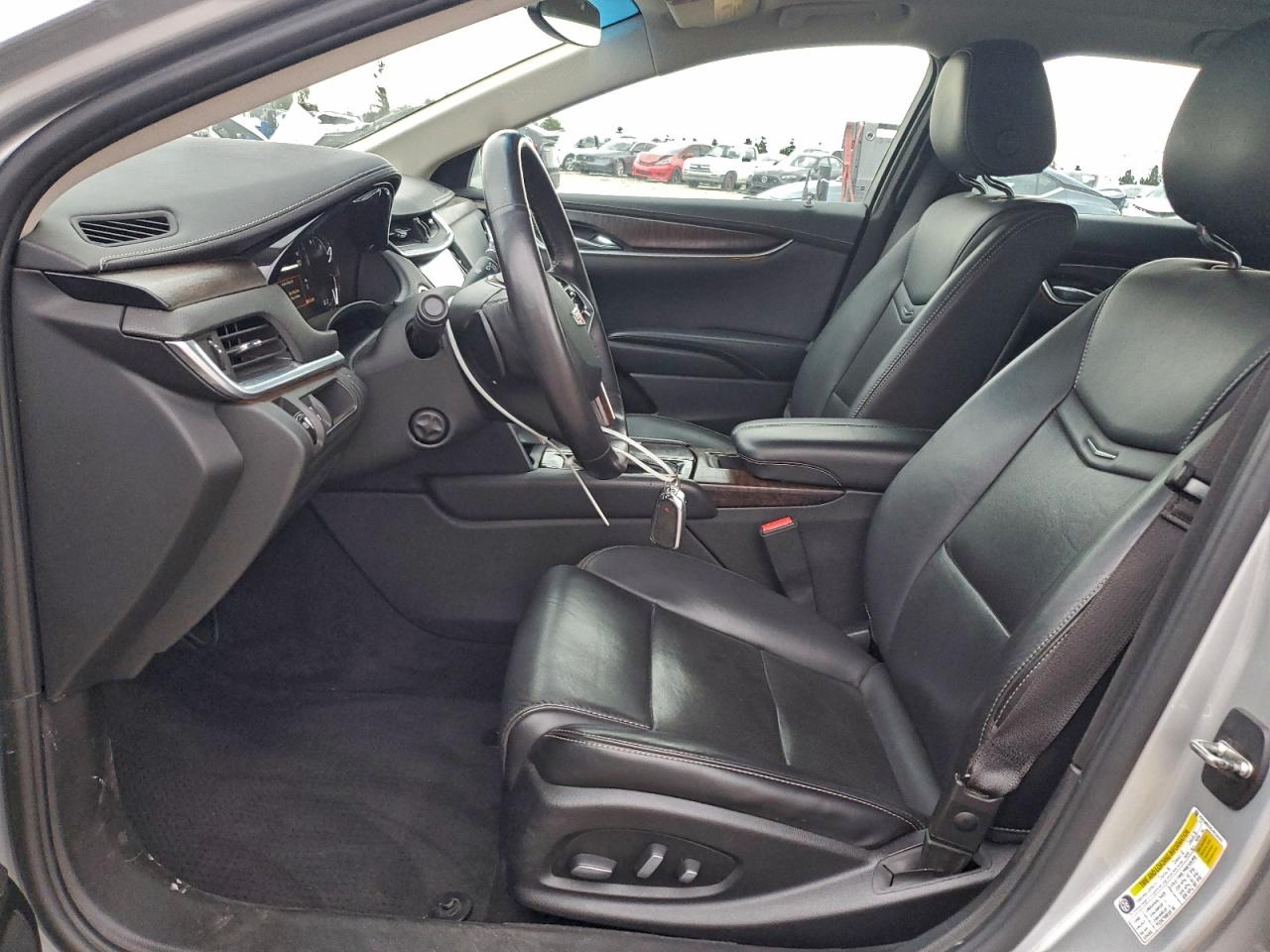 Cadillac XTS Luxury Image 6