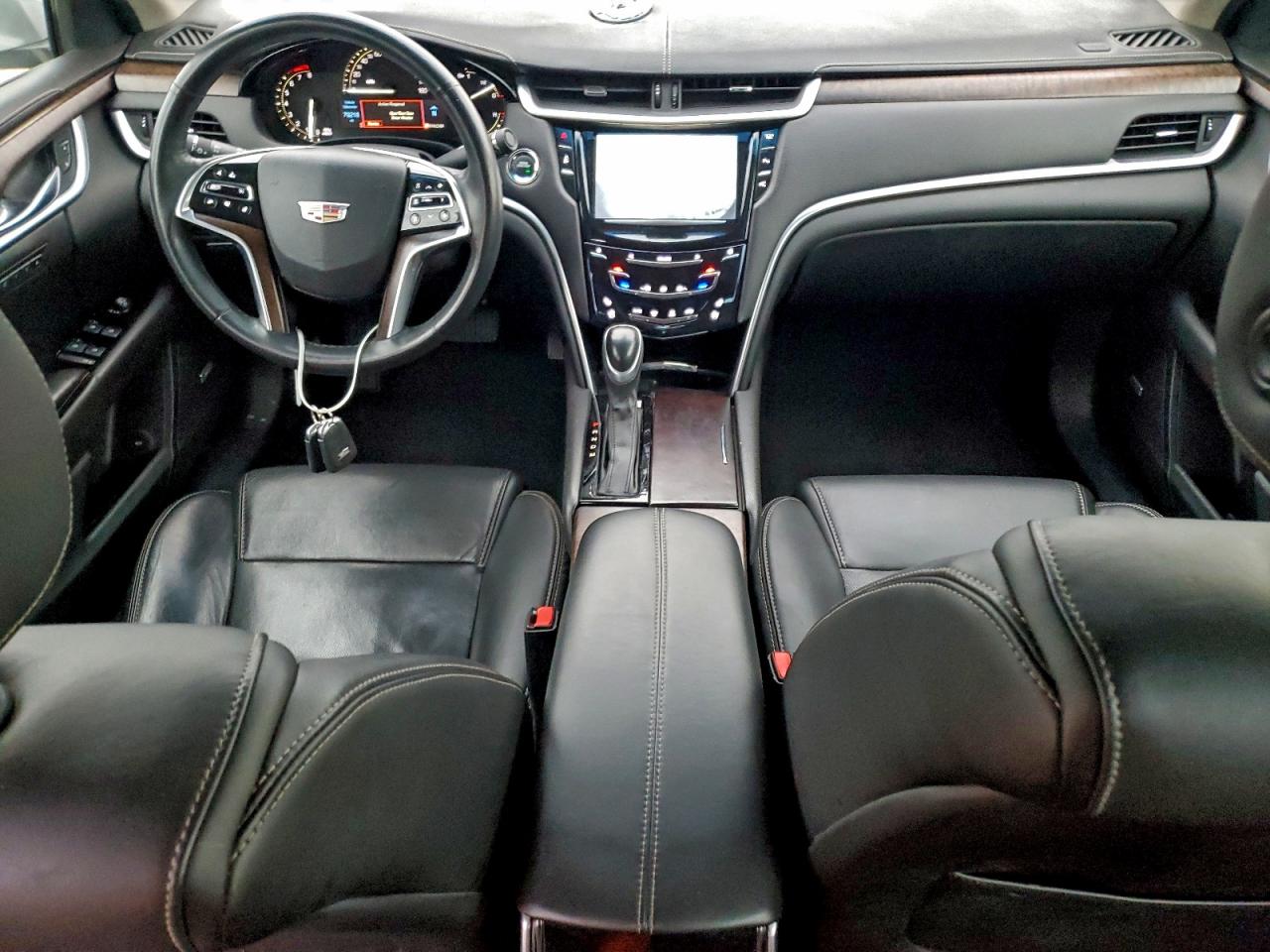Cadillac XTS Luxury Image 7
