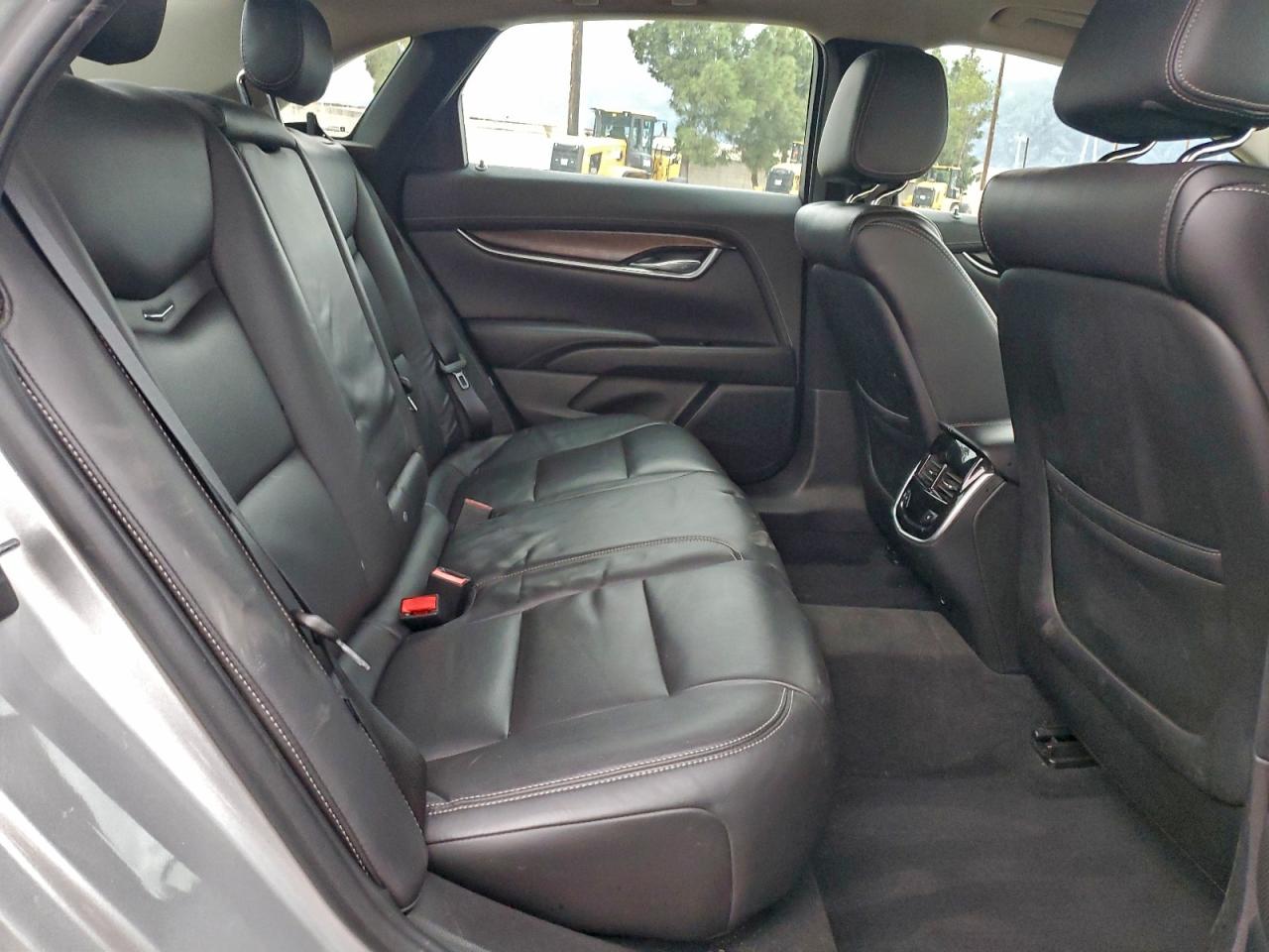 Cadillac XTS Luxury Image 13