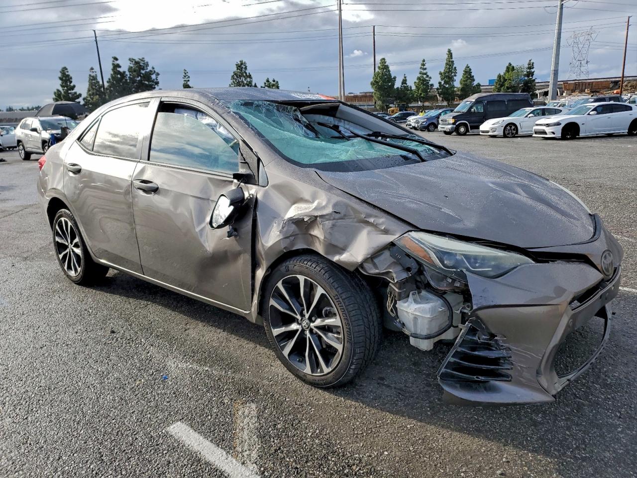 Toyota Corolla L Image 5
