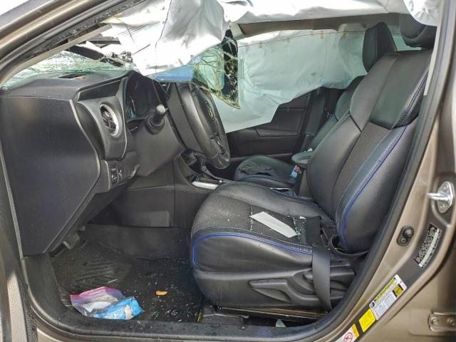 Toyota Corolla L Image 7