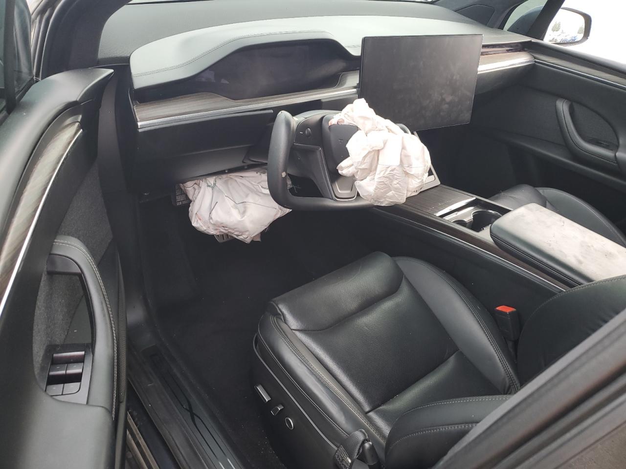 Tesla Model X Image 7