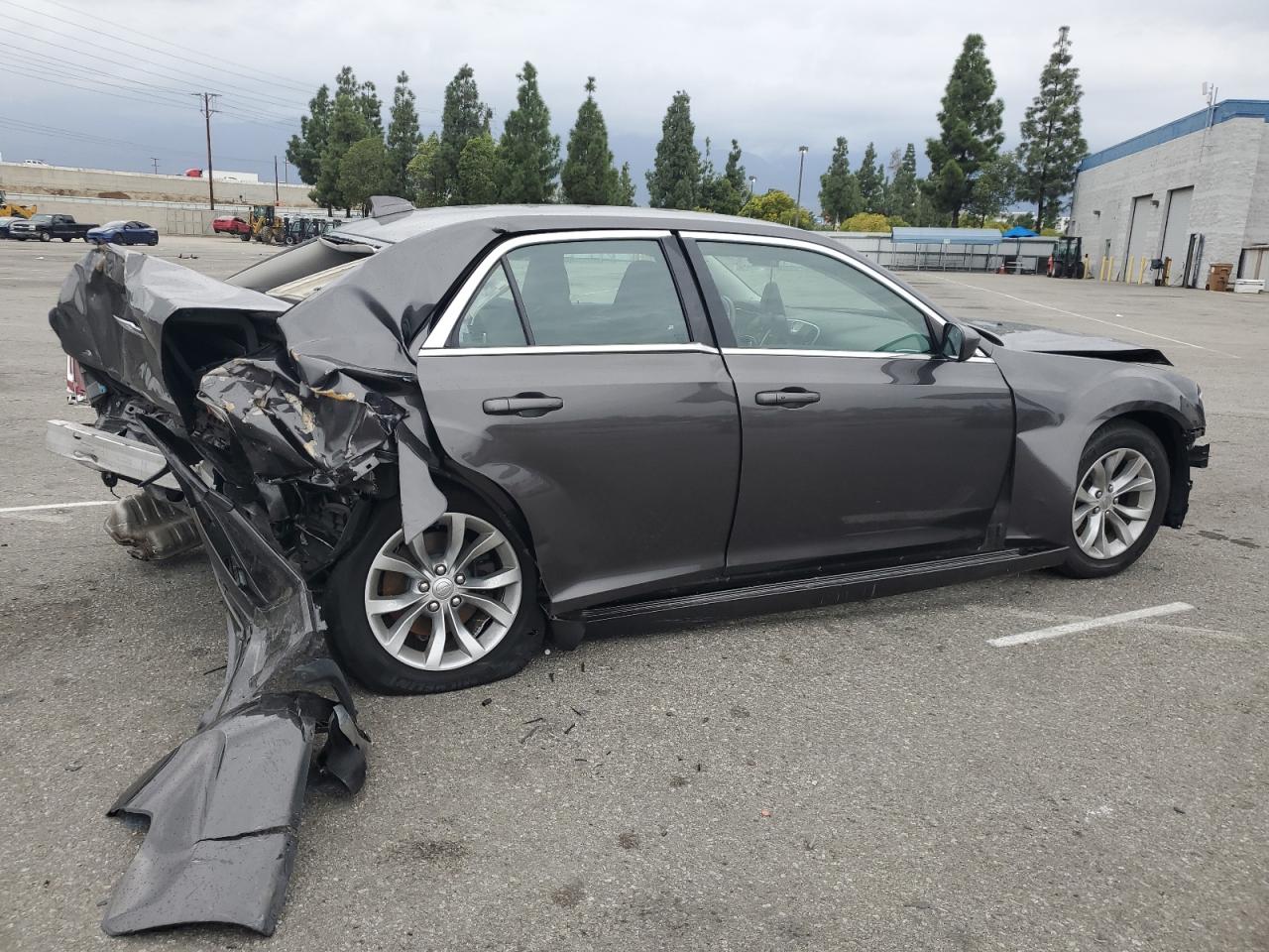 Chrysler 300 Touring Image 4