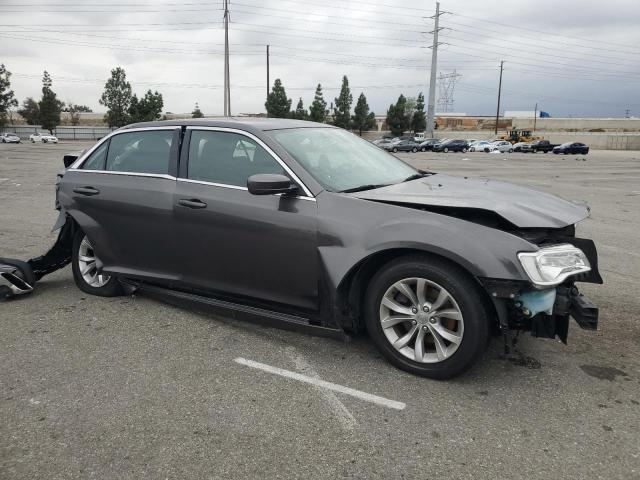 Chrysler 300 Touring Image 6