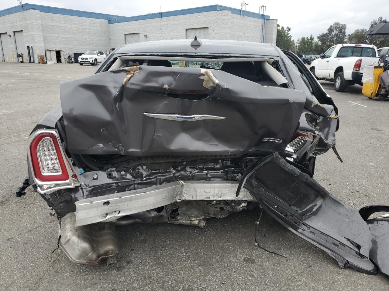 Chrysler 300 Touring Image 5