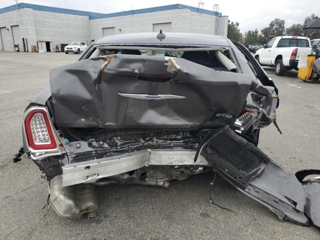 Chrysler 300 Touring Image 5