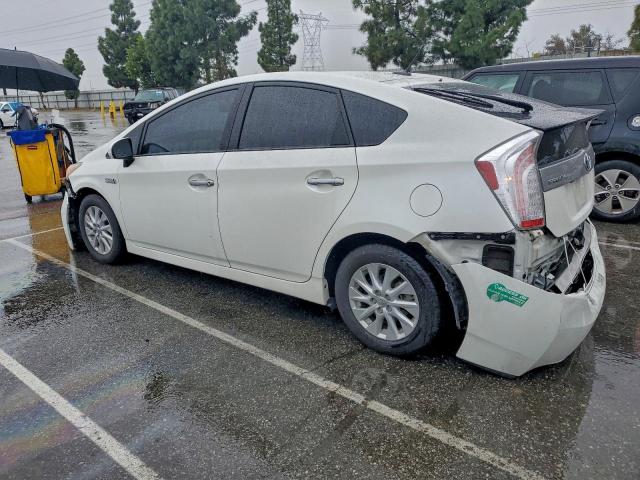 Toyota Prius Image 10