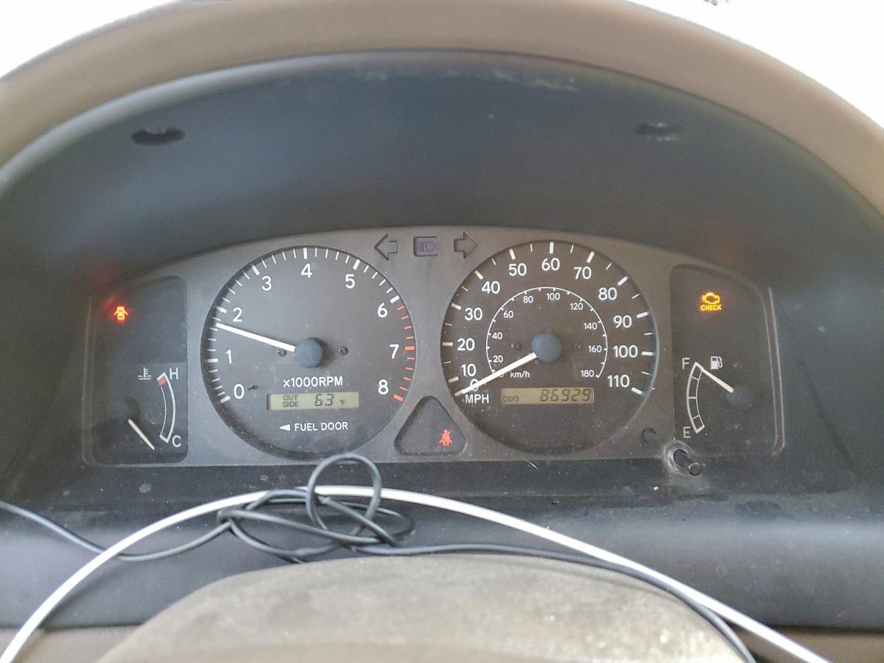 Toyota Corolla Ce Image 7