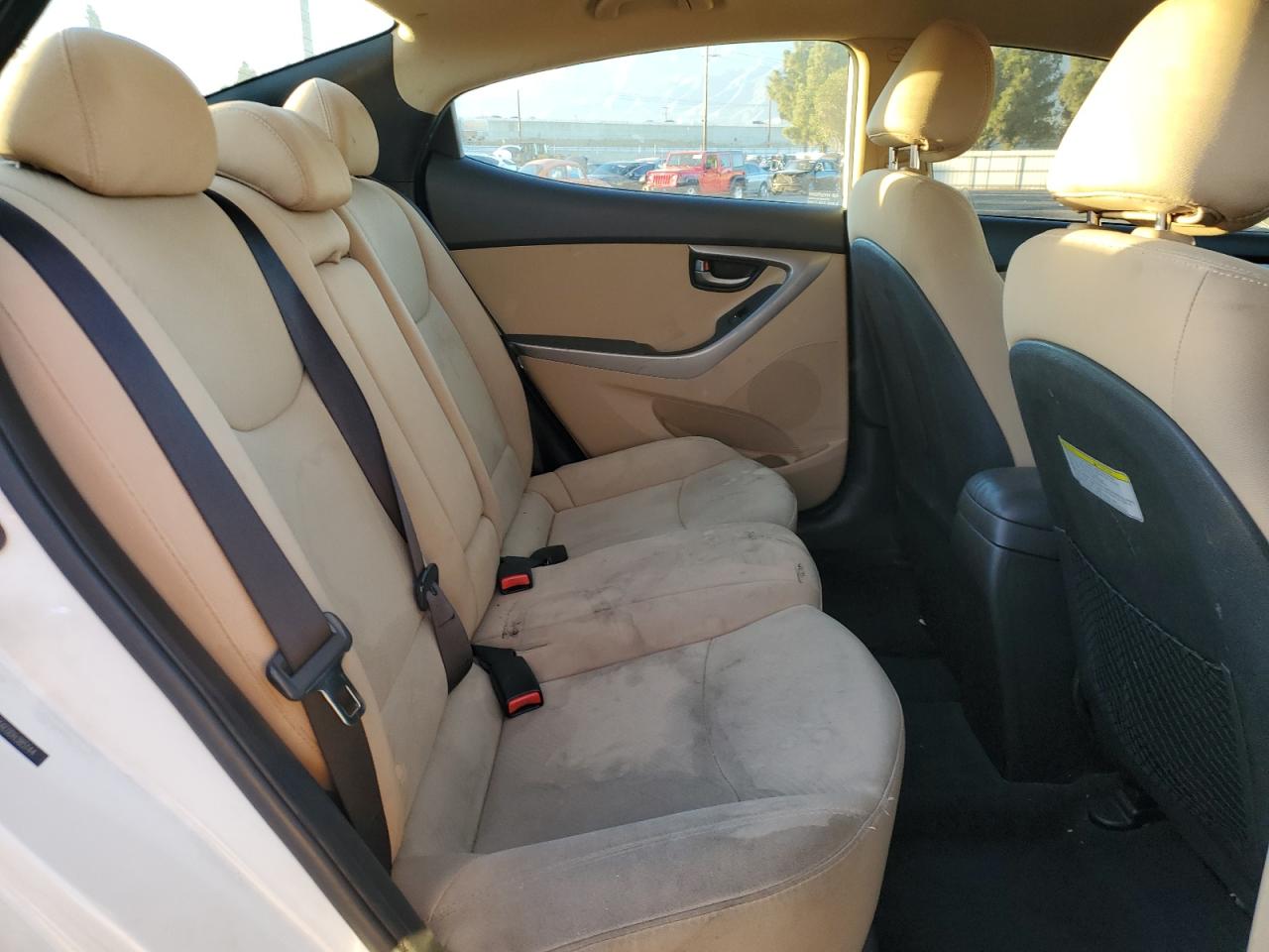 Hyundai ELANTRA Gls Image 7