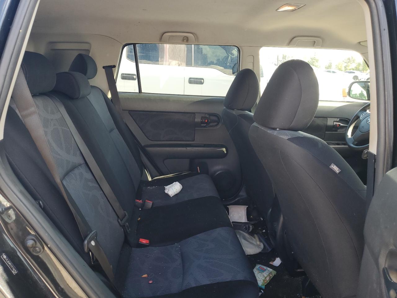 Toyota Scion Image 5