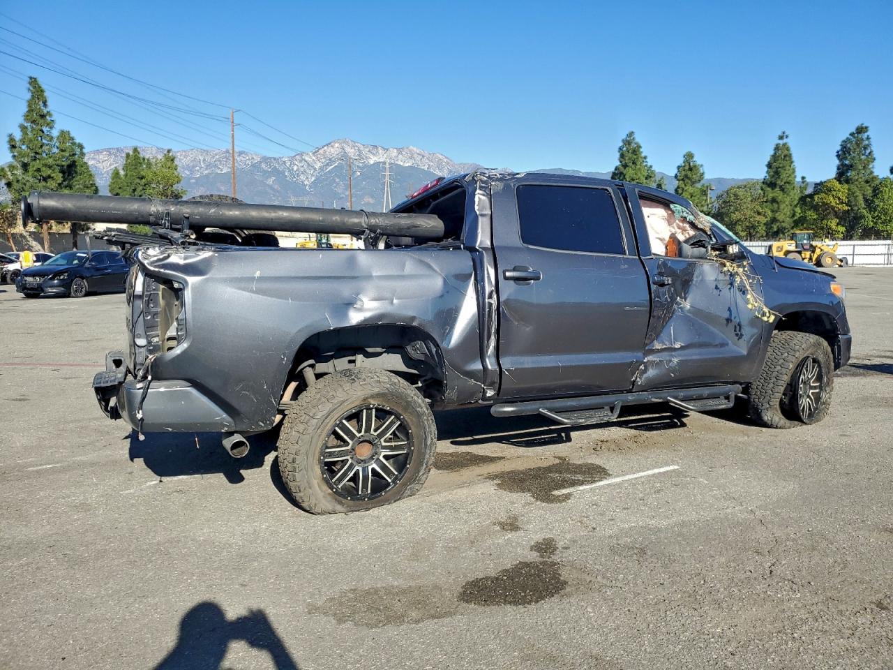 Toyota Tundra Crewmax Sr5 Image 4