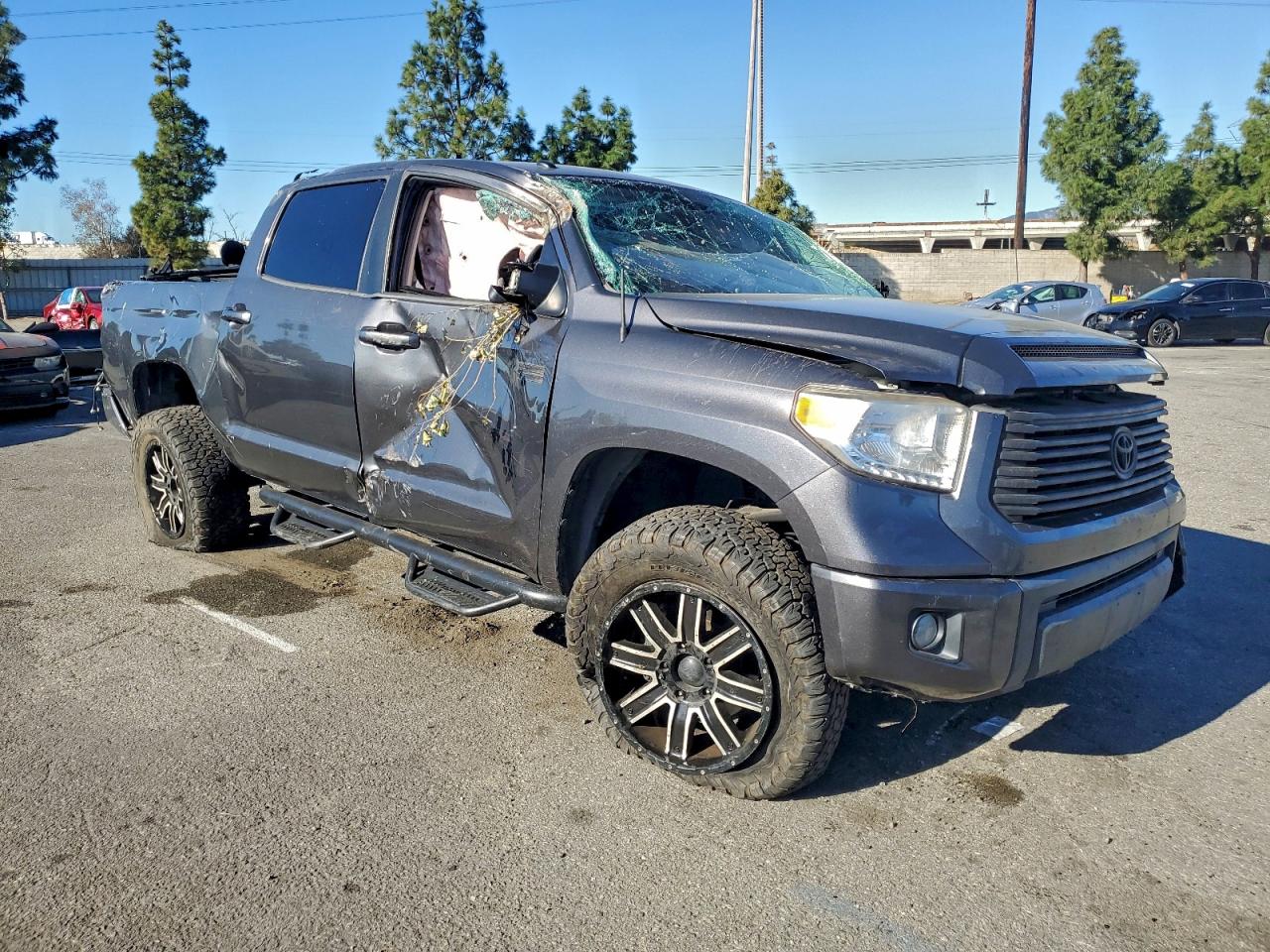 Toyota Tundra Crewmax Sr5 Image 6