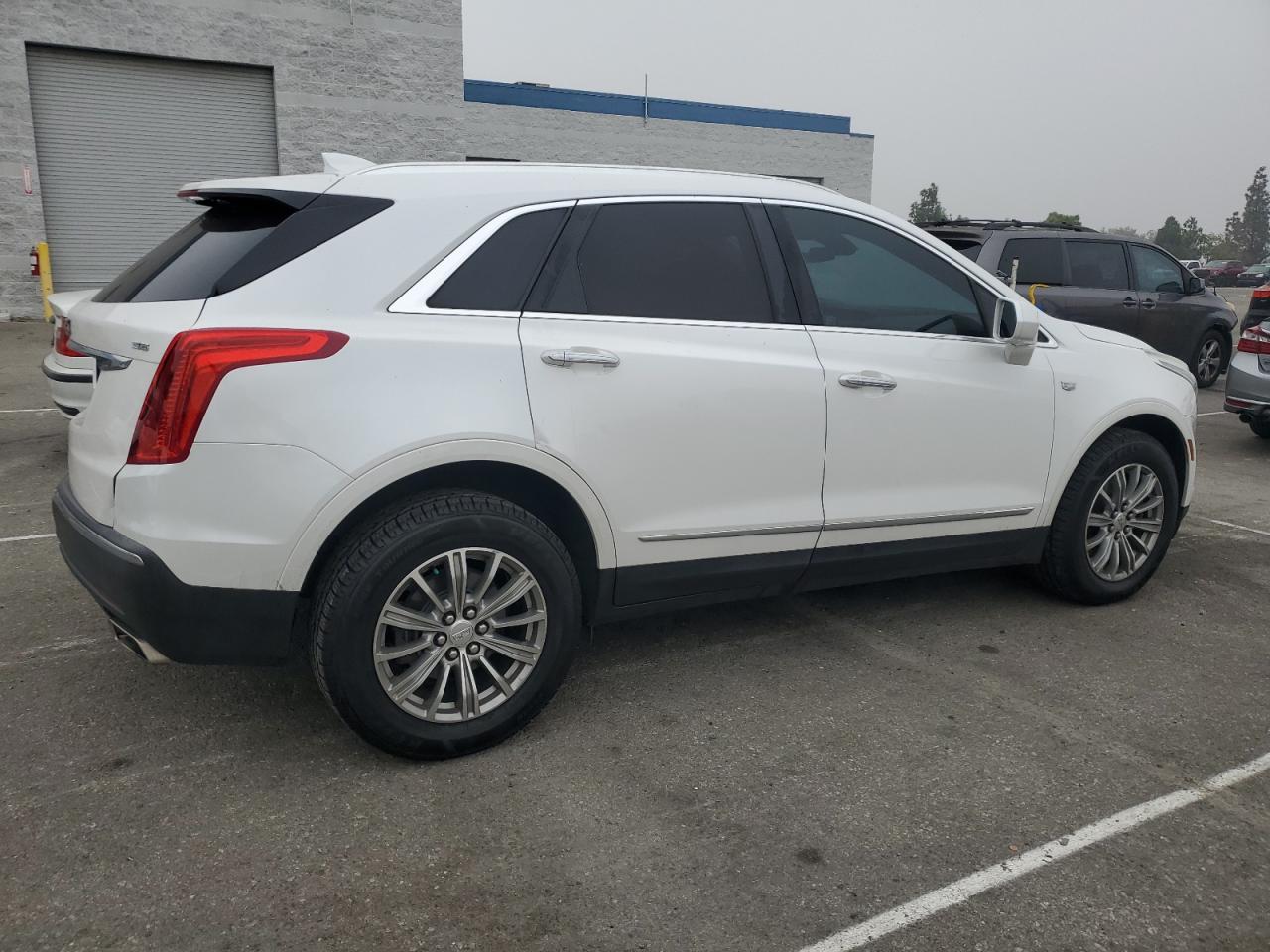 Cadillac XT5 Luxury Image 5