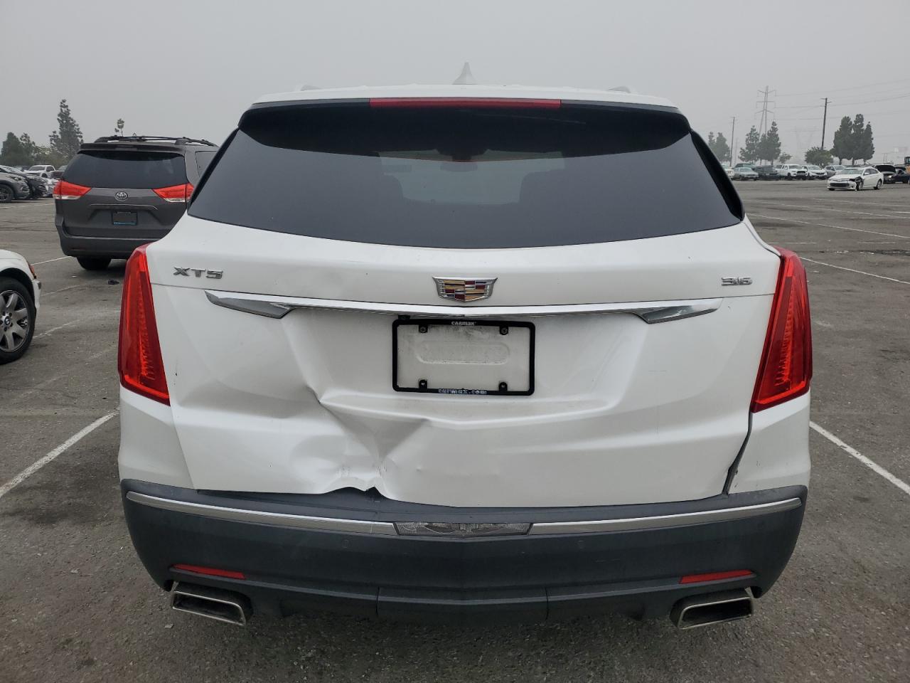 Cadillac XT5 Luxury Image 10