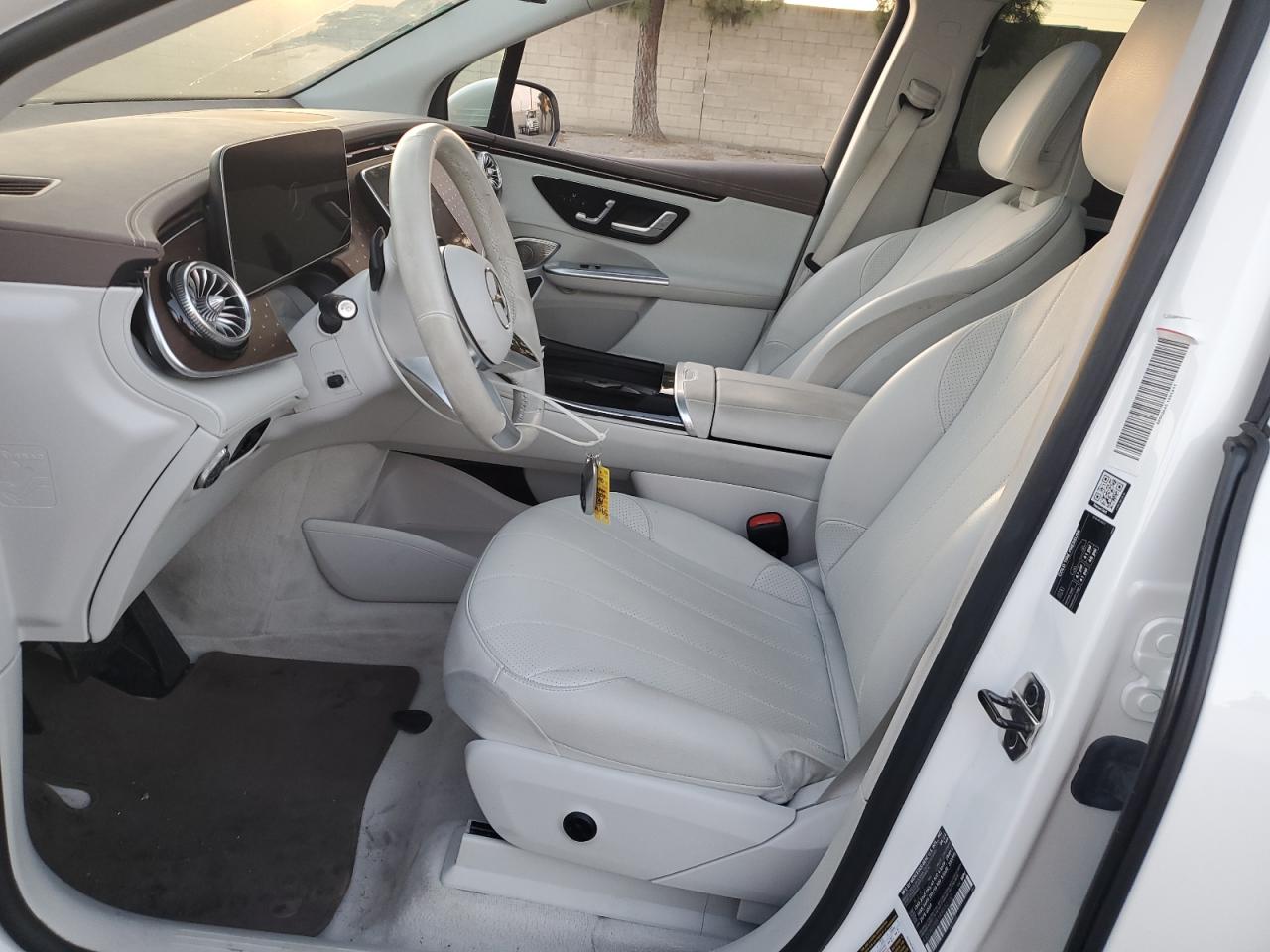 Mercedes-Benz EQE 350+ Image 6
