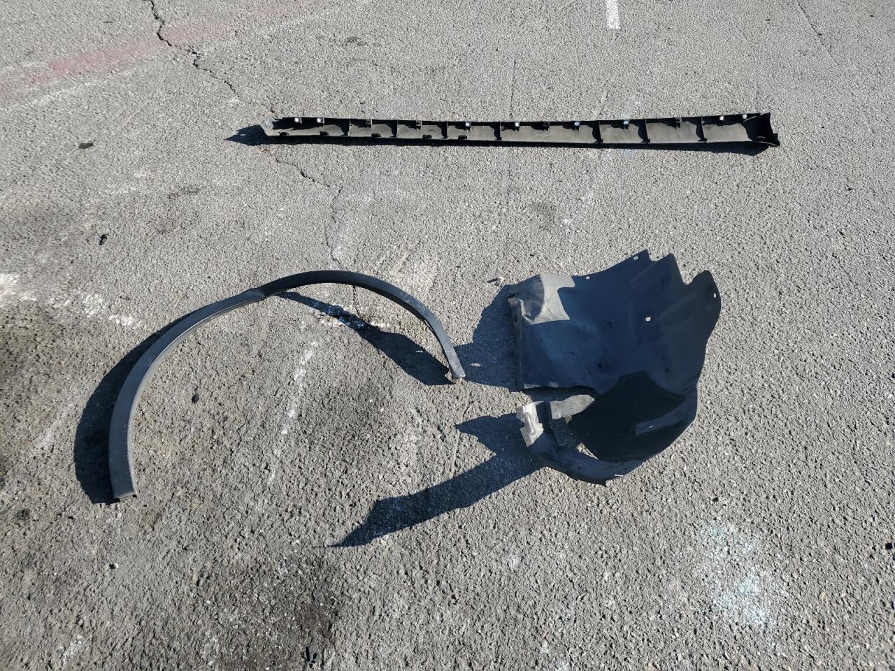 Tesla Model Y Image 14