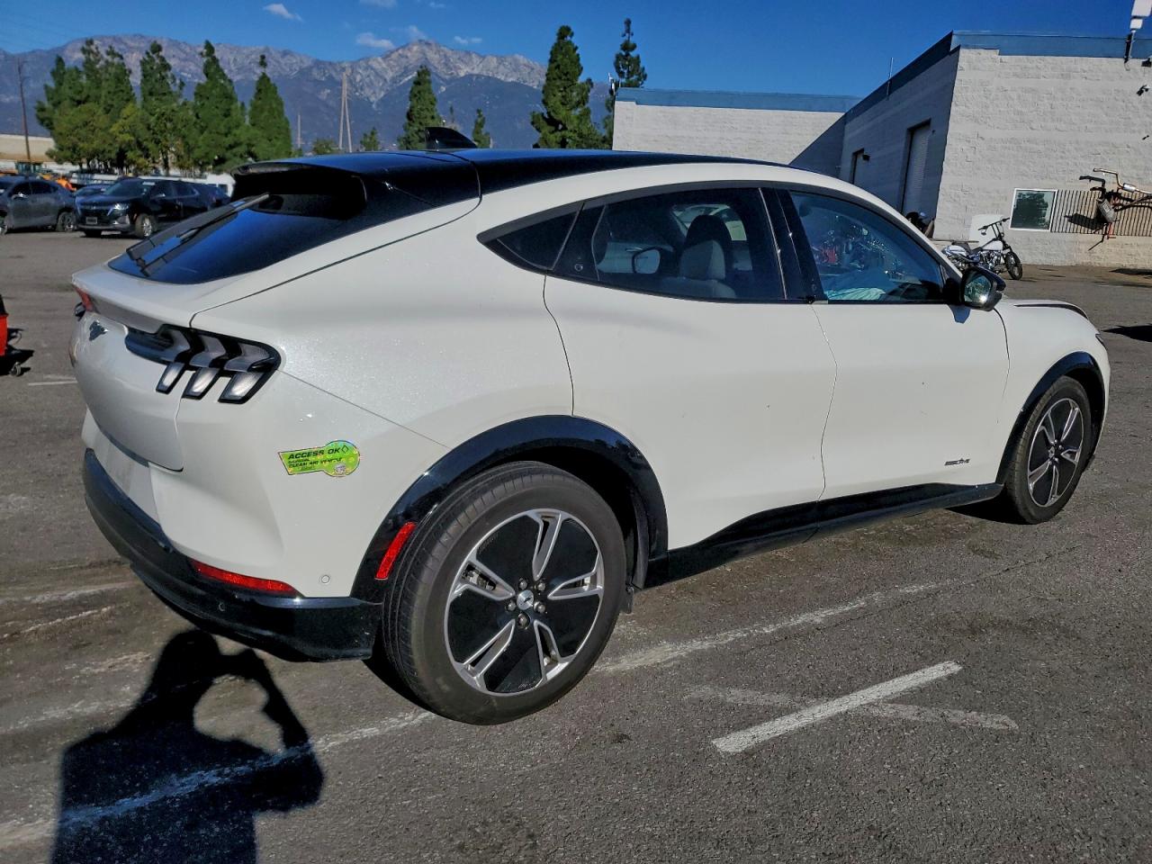 Ford Mustang Premium Image 9