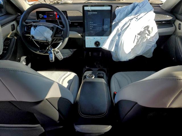 Ford Mustang Premium Image 7