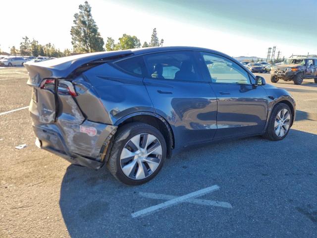 Tesla Model Y Image 11