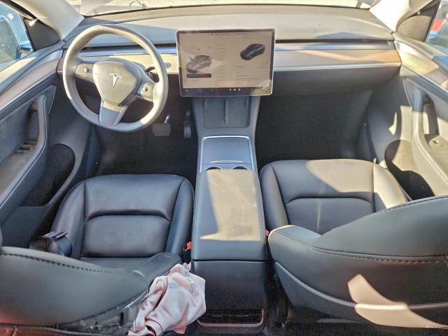 Tesla Model Y Image 4