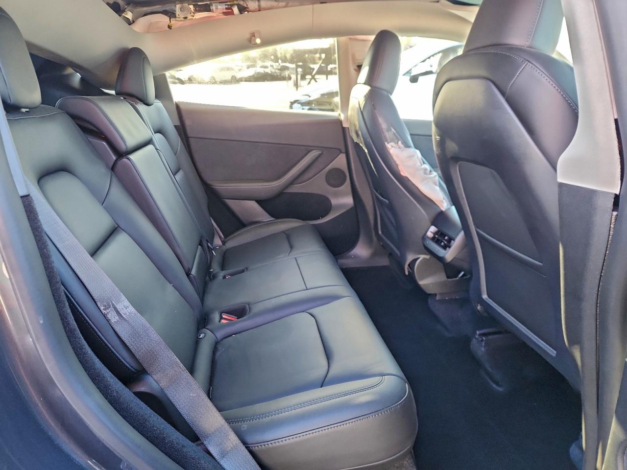 Tesla Model Y Image 2