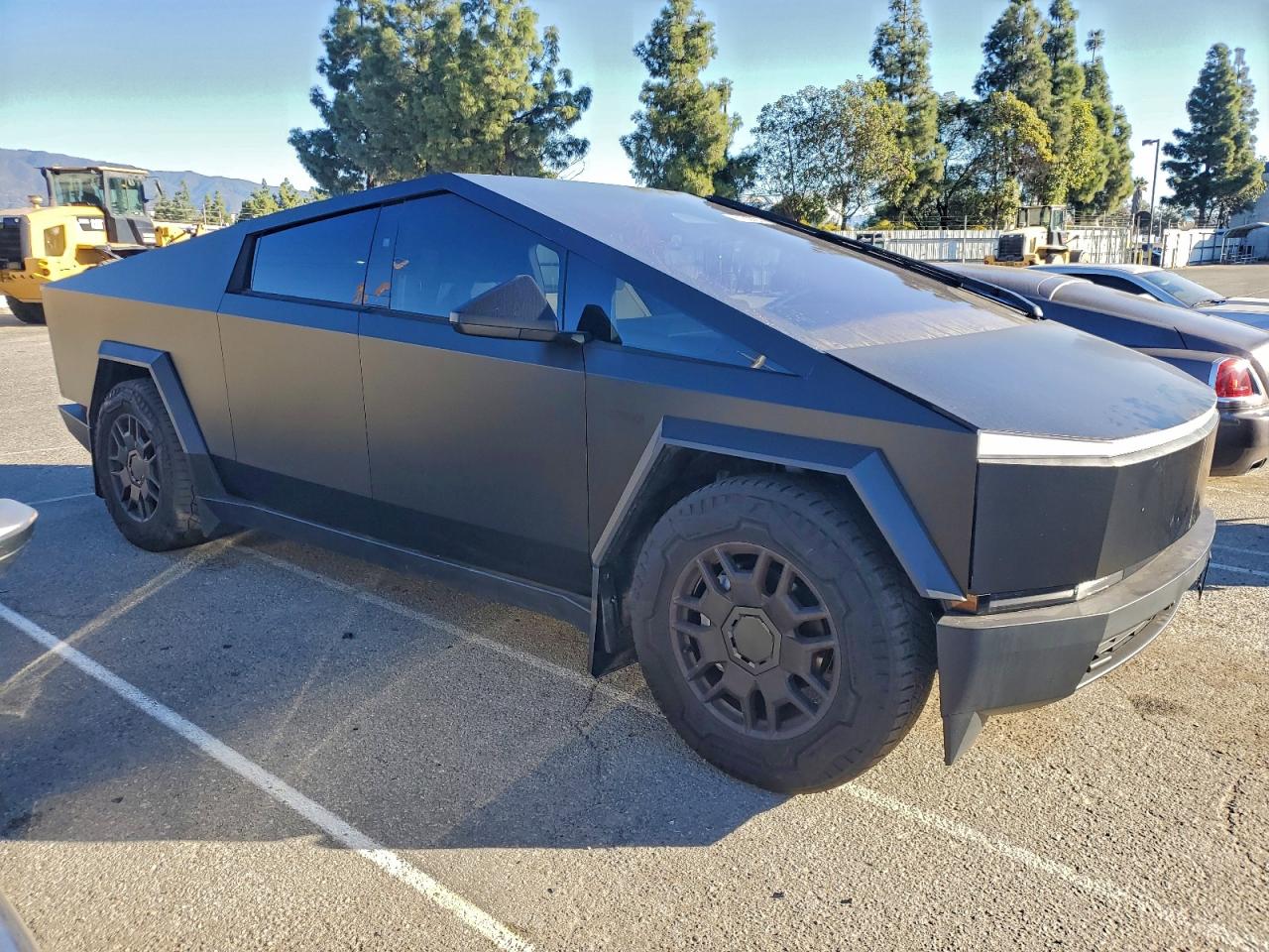 Tesla Cybertruck Image 3