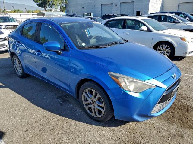 Toyota Yaris Image 8