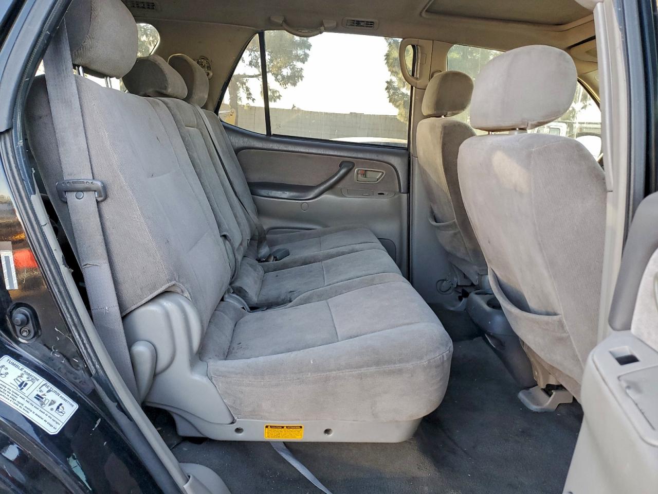 Toyota Sequoia Sr5 Image 7