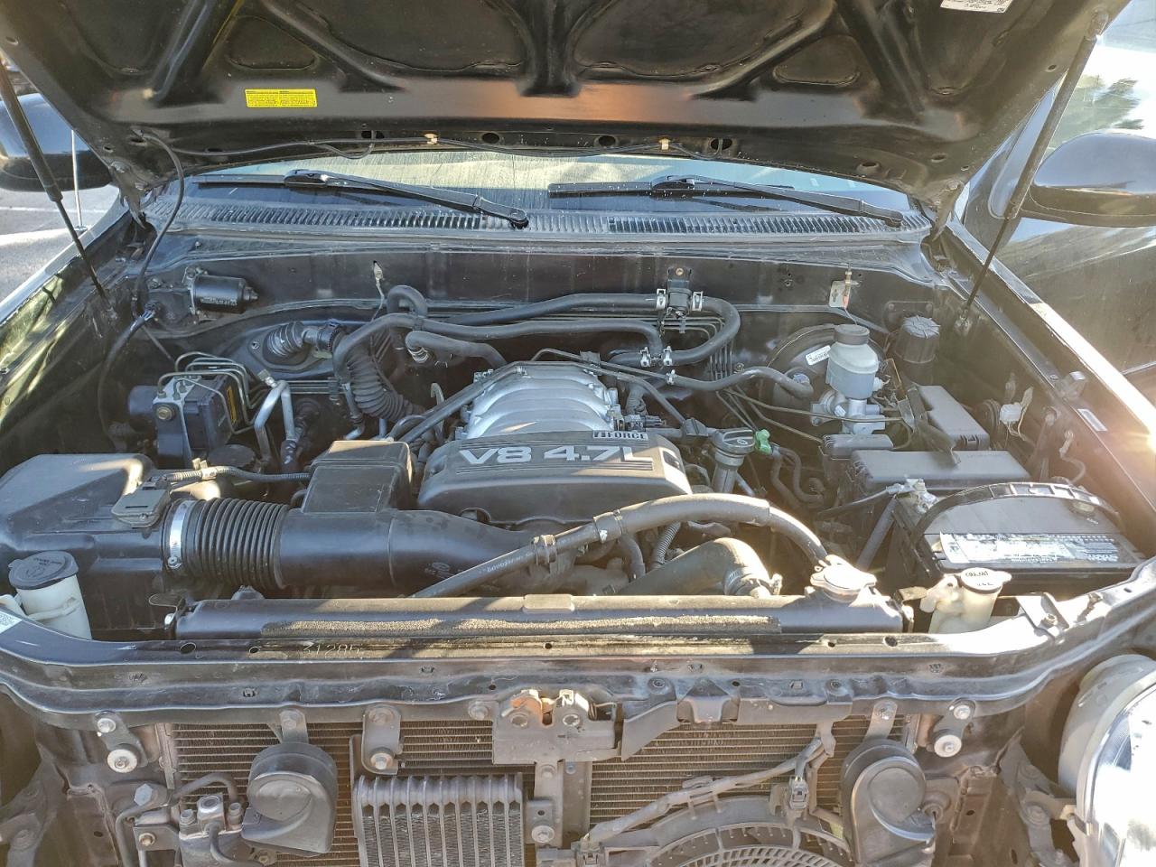 Toyota Sequoia Sr5 Image 11