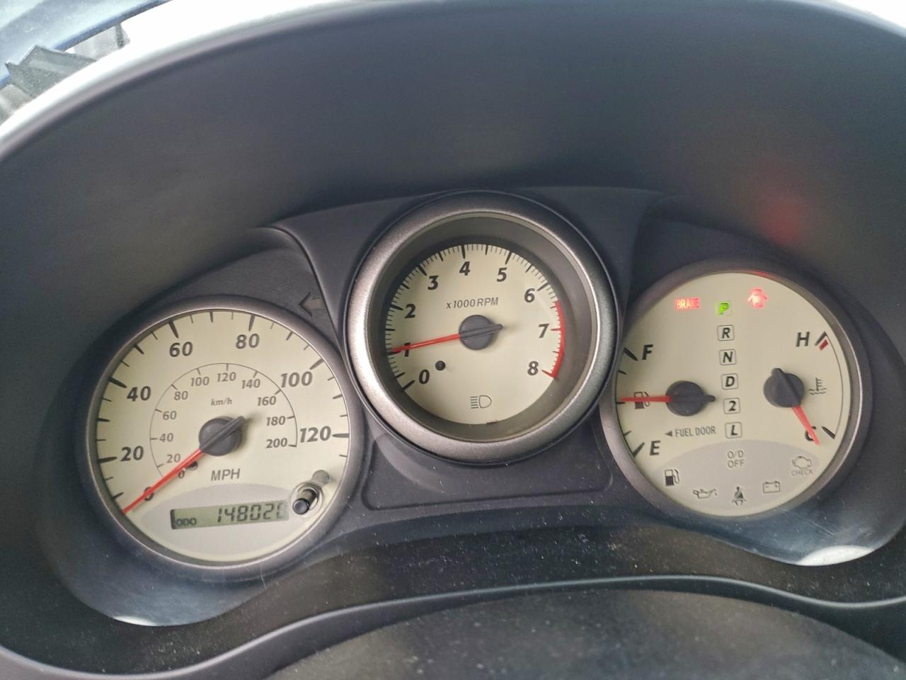 Toyota RAV4 Image 12