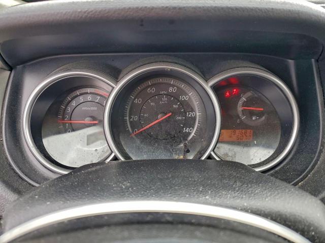 Nissan Versa S Image 10