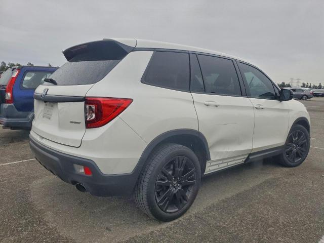 Honda Passport Sport Image 7