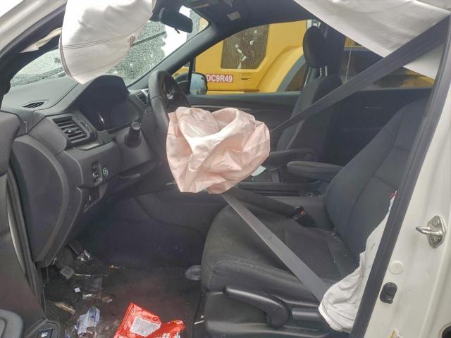 Honda Passport Sport Image 9