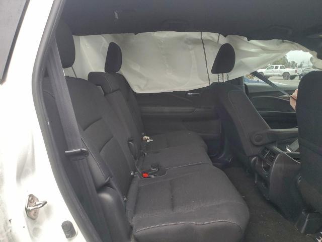 Honda Passport Sport Image 3