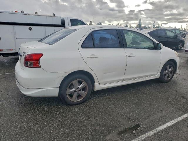 Toyota Yaris Image 6