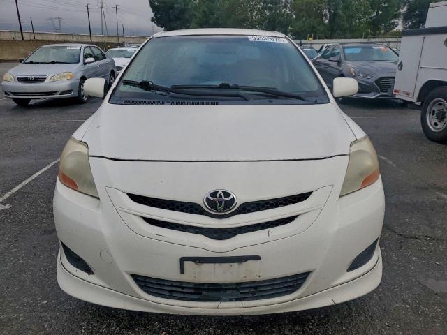 Toyota Yaris Image 4