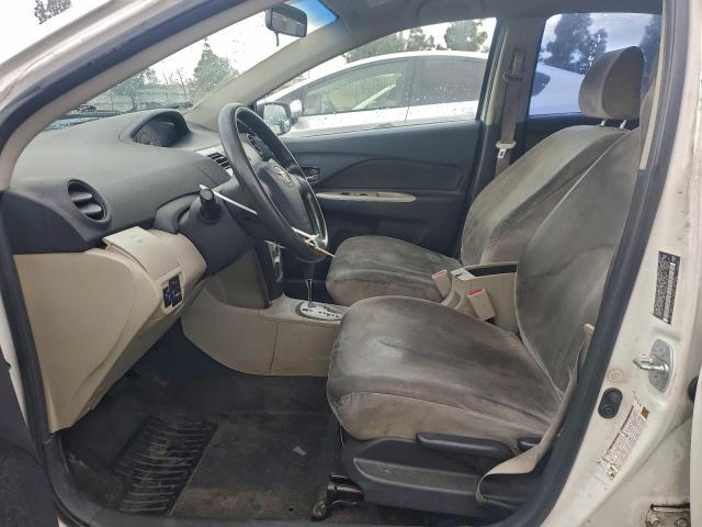 Toyota Yaris Image 10