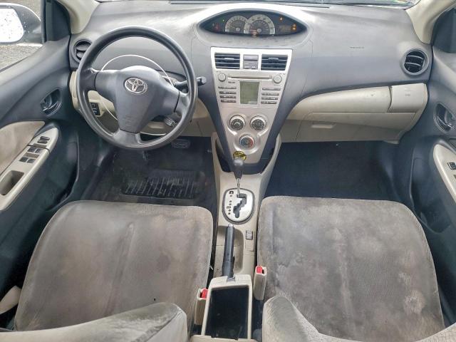 Toyota Yaris Image 5